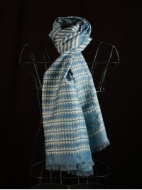 Trellis Print Indigo Stole