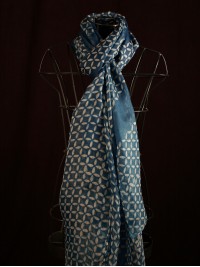 Four Petal Flower Doria Stole